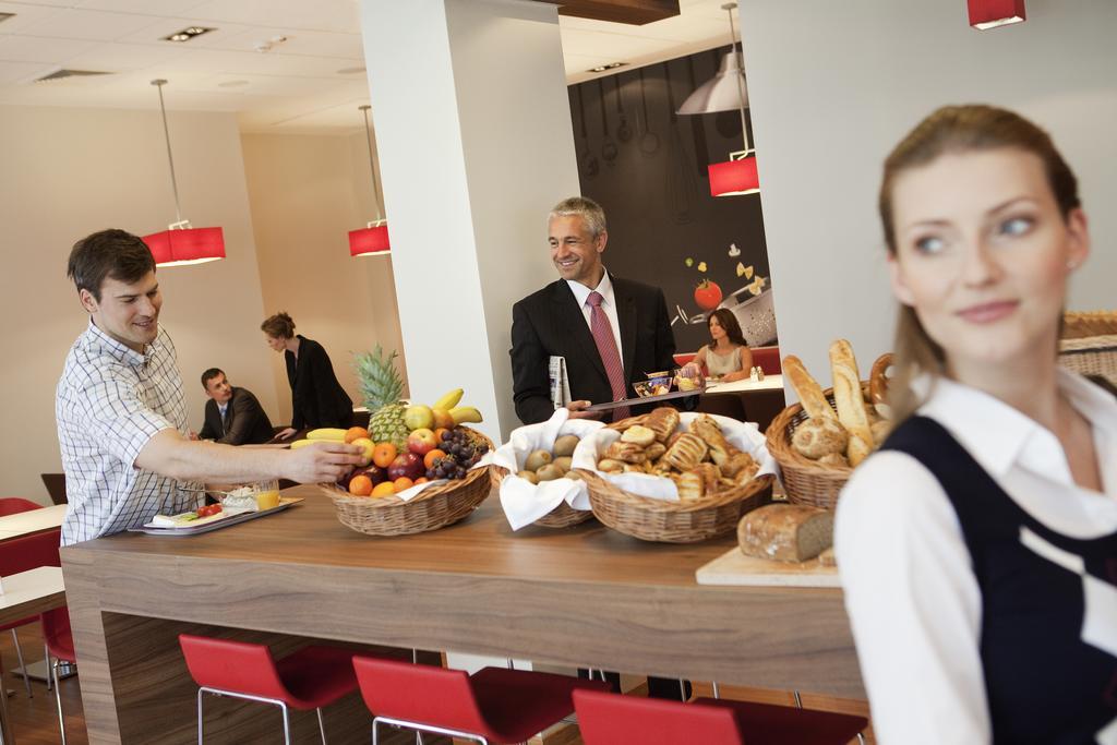 Hotel Ibis Kielce Centrum Luaran gambar